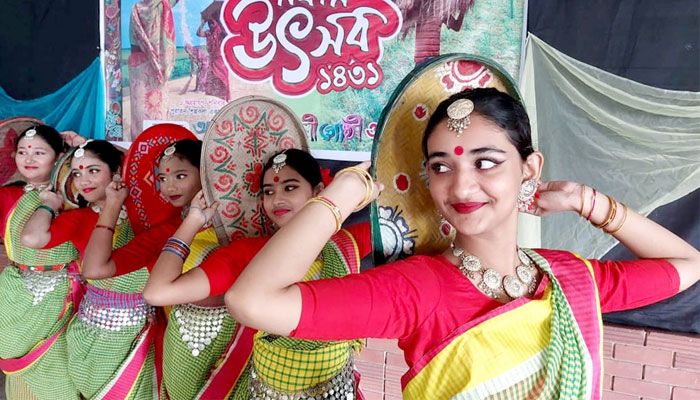 বগুড়ায় নানা আয়োজনে ‘নবান্ন উৎসব’