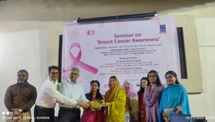 প্রতিবছর স্তন ক্যানসারে ৭ হাজার নারীর মৃত্যু