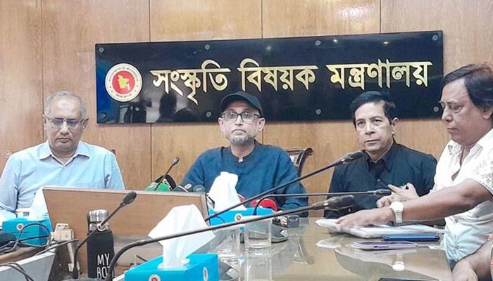 একুশে বইমেলার স্থান নিয়ে যা জানালেন উপদেষ্টা ফারুকী