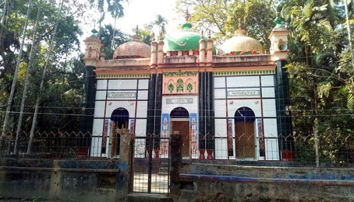 ঝালকাঠির তিন গম্বুজ মসজিদ