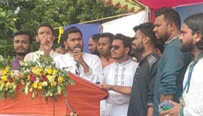 নব্যফ্যাসিবাদ মাথাচাড়া দিতে চাইলে তাদেরও রুখে দিতে হবে : ভিপি নুর