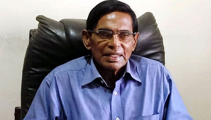 স্বাধীন বাংলা ফুটবল দলের প্রথম অধিনায়ক জাকারিয়া পিন্টু। ছবি : সংগৃহীত