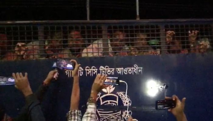 কক্সবাজারে আটক ১৯ ইউপি সদস্যের ১৫ জনকে আদালতে প্রেরণ