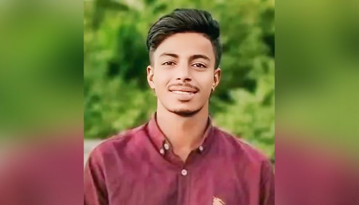 পিটিয়ে আহত কলেজছাত্রটি মারা গেছেন