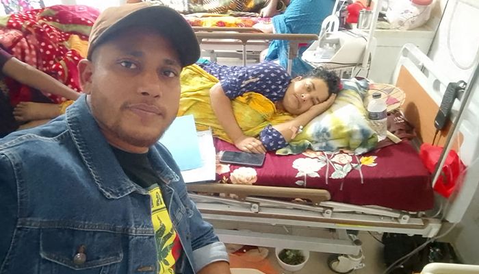 ডেঙ্গু পরীক্ষার ডিভাইস নেই, আক্রান্ত গৃহবধূর মৃত্যু