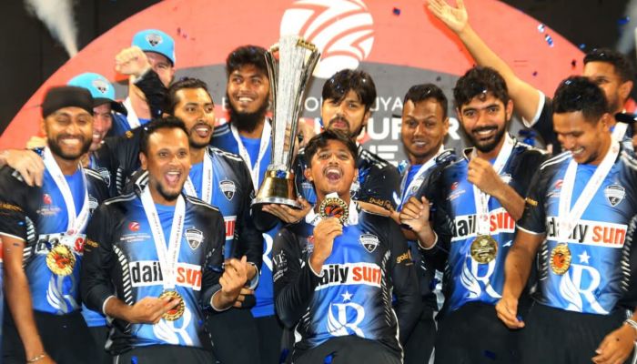 গ্লোবাল সুপার লিগের চ্যাম্পিয়ন রংপুর রাইডার্স
