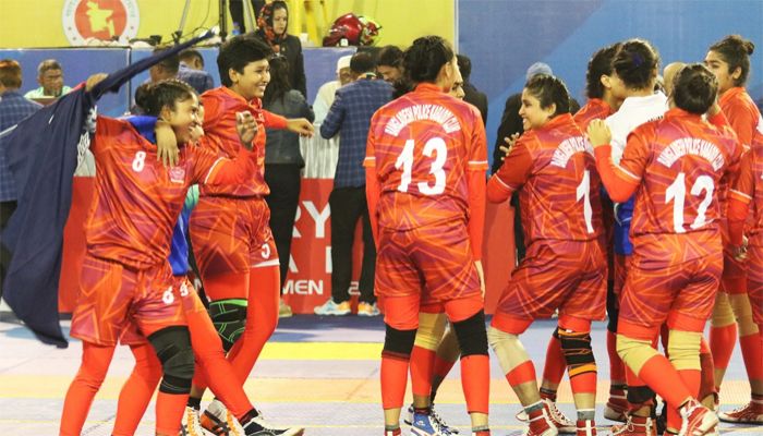 নারী বিভাগের ফাইনালে পুলিশ ও আনসার