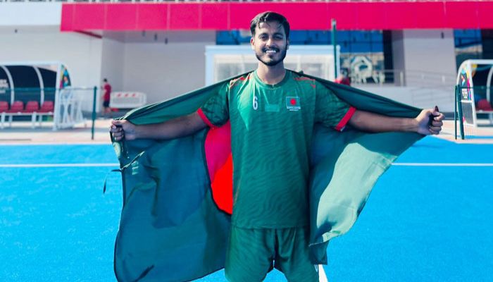 ‘আমাদের মধ্যে অনেকের স্টিক কেনার সামর্থ্য নেই’