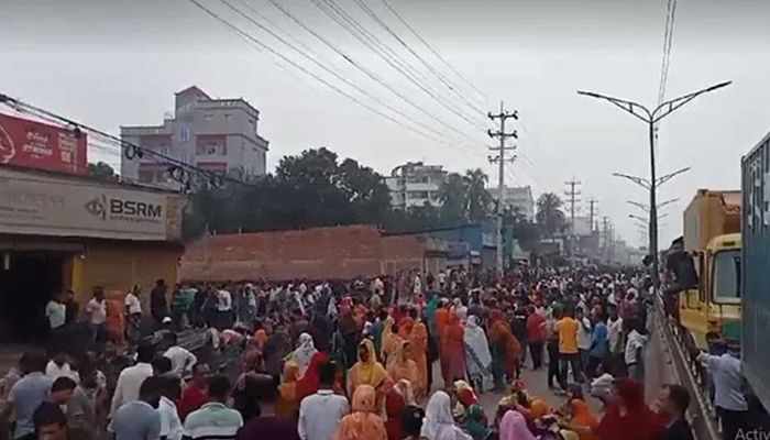 আহত শ্রমিক ছাঁটাই, মানা হয় না আইন