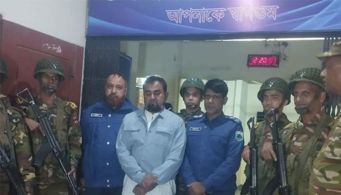 সোনাতলার সাবেক মেয়র গ্রেপ্তার