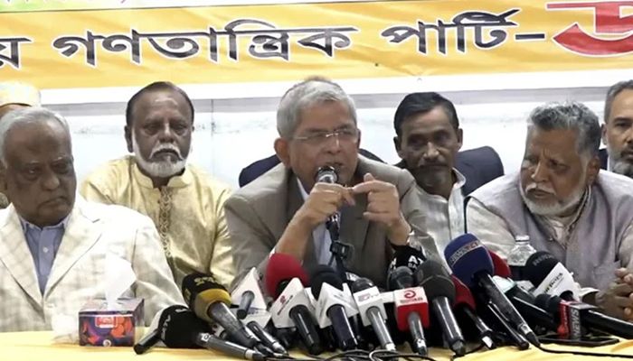অনির্বাচিত সরকার দিনের পর দিন দেশ চালাতে পারে না : মির্জা ফখরুল