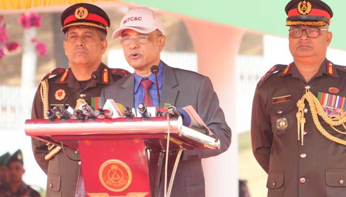 আরাকান আর্মি নিয়ে কোনো আশঙ্কার কারণ নেই: স্বরাষ্ট্র উপদেষ্টা