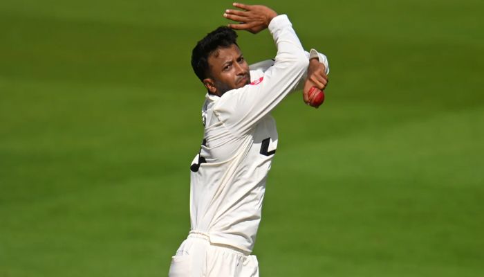 আন্তর্জাতিক ক্রিকেটেও নিষিদ্ধ হচ্ছে সাকিবের বোলিং!