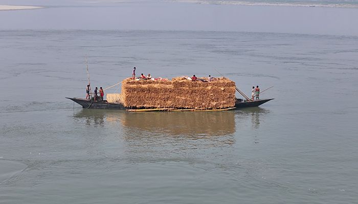 উত্তরাঞ্চলের খড় বাণিজ্য