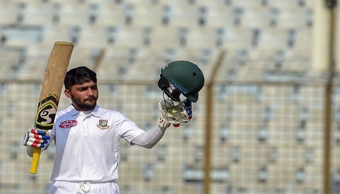 লয়েডের যুক্তিতে সই মুমিনুলের