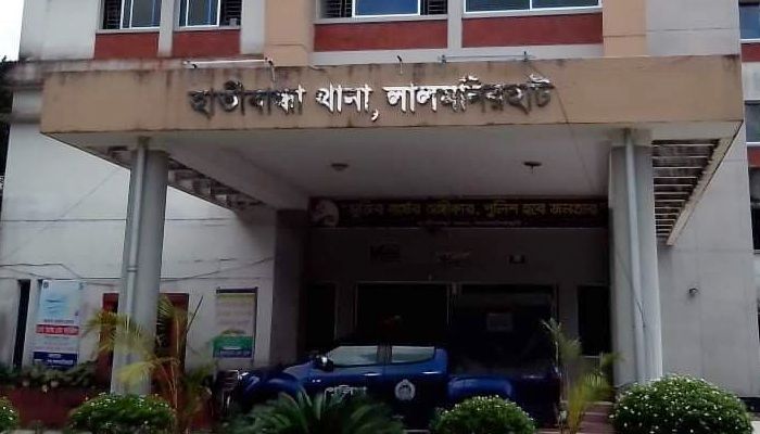 বিএনপি কার্যালয় ভাঙচুরের মামলায় ছাত্রলীগ নেতাসহ গ্রেপ্তার ৬