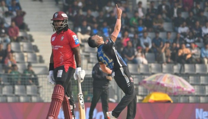 মায়ার্স ঝড়ে রংপুরকে বিশাল লক্ষ্য বরিশালের 