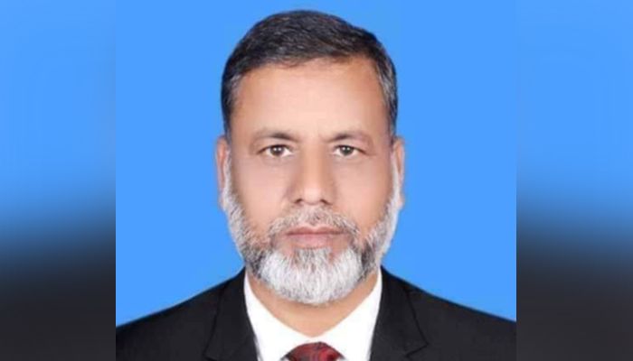 আসামির ভয়ে পালিয়ে আছেন অভিযোগকারী