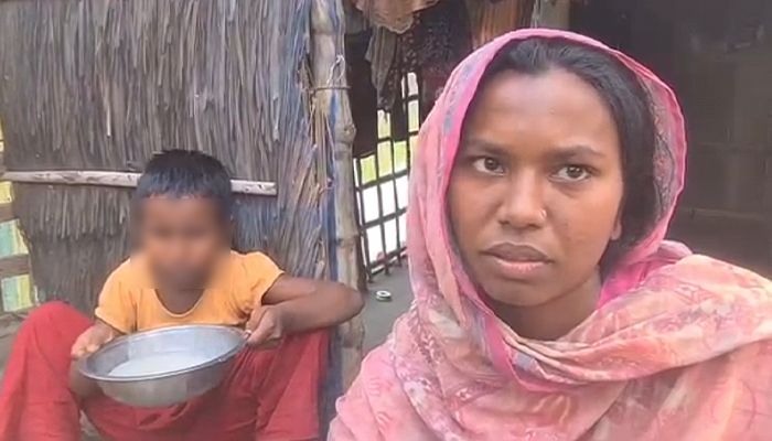 অভাবের জীবনে ক্ষুধার কষ্ট ভাতের মাড়ই যখন সহায়