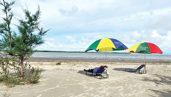 ভ্রমণে নতুন গন্তব্য ‘হেয়ার আইল্যান্ড’