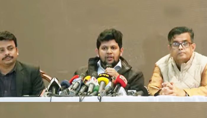 জুলাই ঘোষণাপত্র চূড়ান্তে সর্বদলীয় বৈঠক বৃহস্পতিবার : উপদেষ্টা মাহফুজ