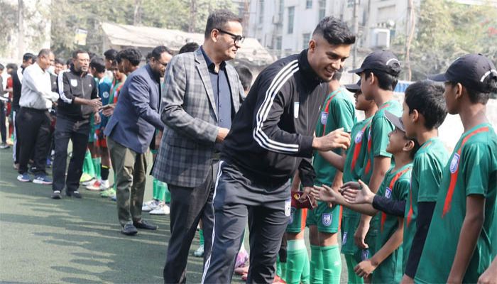 হামজাকে নিয়ে উচ্ছ্বসিত জামাল