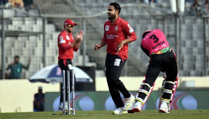ফাহিমের ফাইফারে অল্পতেই থামল সিলেট  