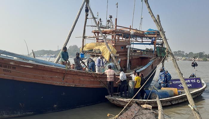 বাগেরহাট কারাগার থেকে মুক্তি পেলেন ৬৪  ভারতীয় জেলে