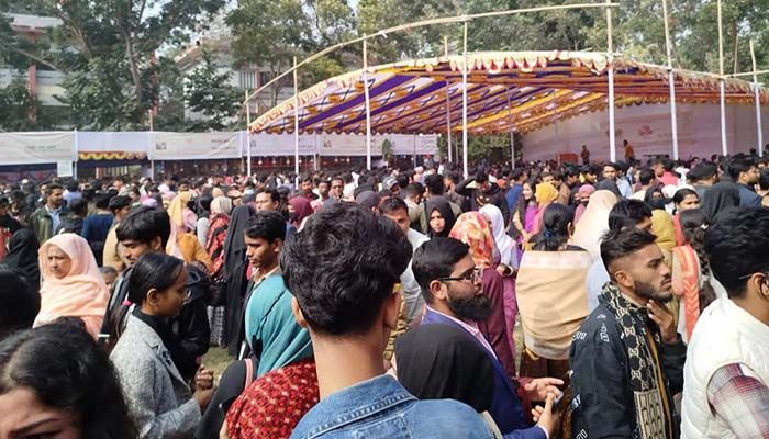 কিশোরগঞ্জে ‘মেয়েদের মন’ পাওয়া যাচ্ছে ২০ টাকায়