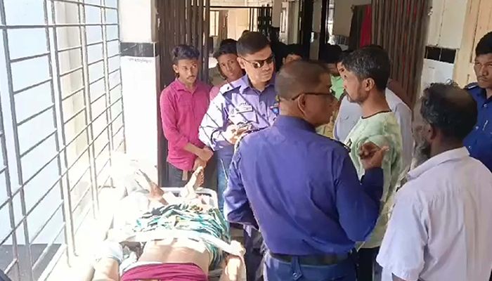 চুরির অভিযোগে বাসা থেকে তুলে নিয়ে শ্রমিককে পিটিয়ে হত্যা