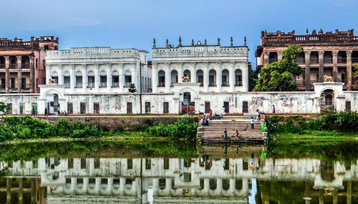 মানিকগঞ্জের বালিয়াটি জমিদারবাড়ি