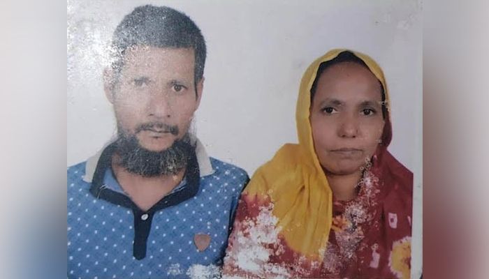 ভাড়া বাকি, বাড়ি ছাড়ার নোটিশ পেলেন শহিদ মনিরুলের স্ত্রী-সন্তান