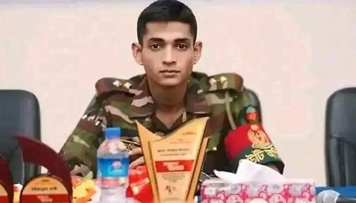 মামলার অভিযোগপত্রে ১৮ জনের নাম