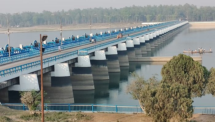 ৬ ভাগের ১ ভাগ পানিও নেই তিস্তায়, চাষাবাদ ব্যাহত