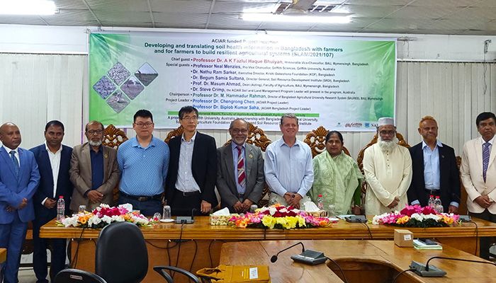 কৃষকদের সরাসরি অংশগ্রহণে বাকৃবির গবেষণা শুরু