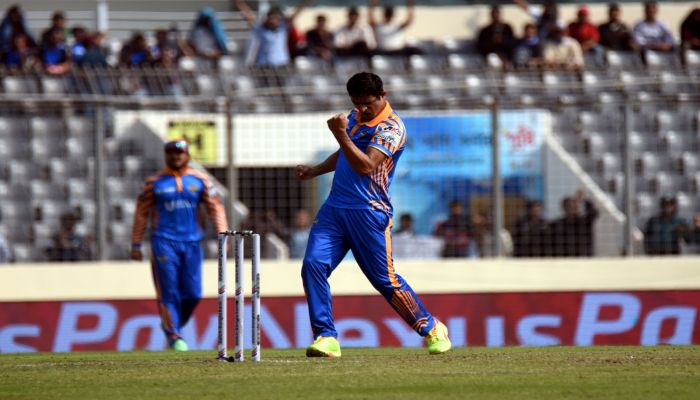 নাসুমের পছন্দ বিদেশি শিকার