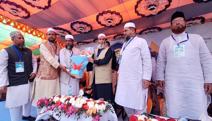 ‘৫৪ বছরে কেউই দেশে শান্তি প্রতিষ্ঠা করতে পারেনি’