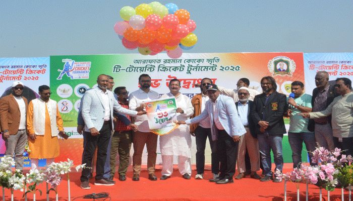 ‘গুণীজন-ক্রীড়াবিদদের সম্মান না জানালে জাতিগত উন্নয়ন সম্ভব নয়’