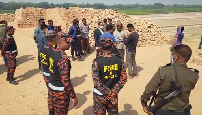 গাংনীতে ৩ ইটভাটায় ২ লাখ ৩০ হাজার টাকা জরিমানা 