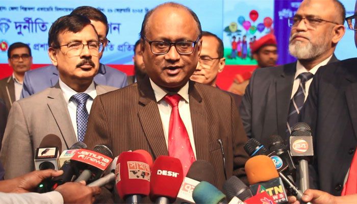 পূর্বের ধারা অব্যাহত রাখলে আমাদেরও একই পরিণতি হবে : দুদক চেয়ারম্যান