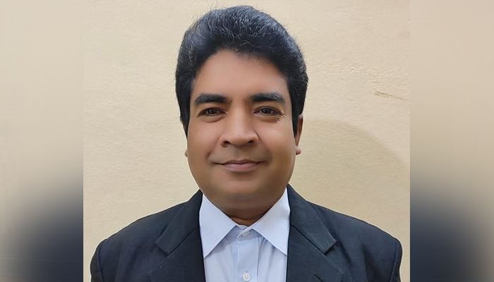 স্বর্ণকার থেকে সর্বরোগ বিশেষজ্ঞ ডাক্তার 