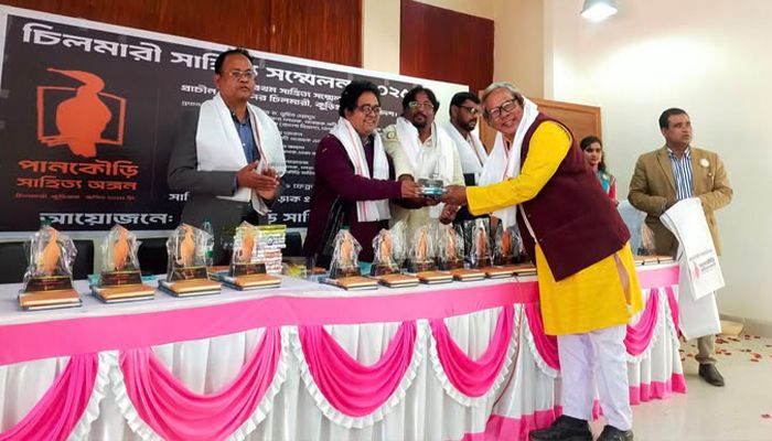  চিলমারীতে প্রথম বারের মতো সাহিত্য সম্মেলন