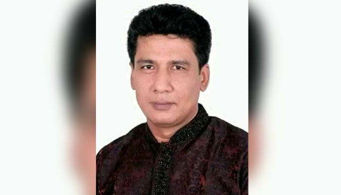 চৌদ্দগ্রামে ৮ যাত্রীকে পুড়িয়ে হত্যা মামলায় সাবেক কাউন্সিলর গ্রেপ্তার