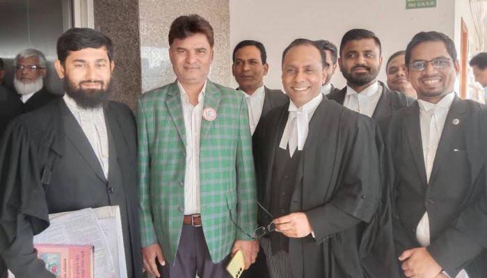 চট্টগ্রামের বাঁশখালীর গণ্ডামারা ইউনিয়ন পরিষদের চেয়ারম্যান ও বিএনপি নেতা লেয়াকত আলী। প্রবা ফটো