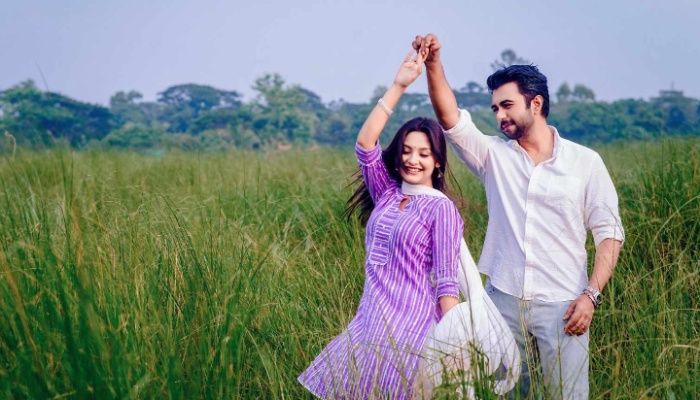 ‘মন-দুয়ারী’ নাটকের দৃশ্যে নিহা ও অপূর্ব। ছবি: সংগৃহীত