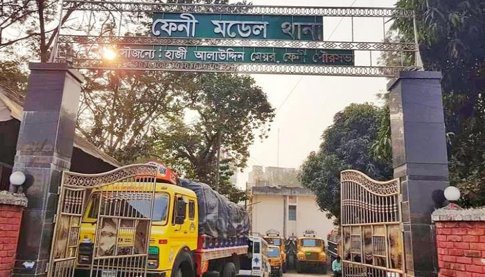 থানা থেকে পুলিশ সদস্যের টাকা-স্বর্ণালঙ্কার লুট