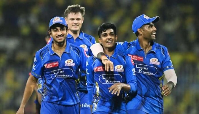 অভিষেকে আলো ছড়ানো কে এই পুথুর
