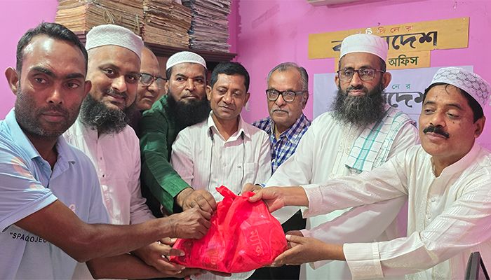 হকাররা পেলেন ঈদ উপহার