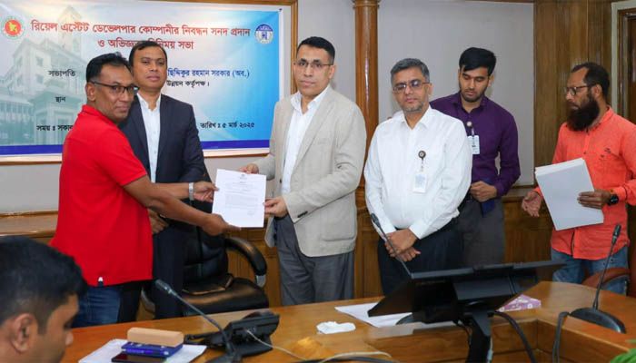 ৭২ রিয়েল এস্টেট কোম্পানির নিবন্ধন দিল রাজউক 