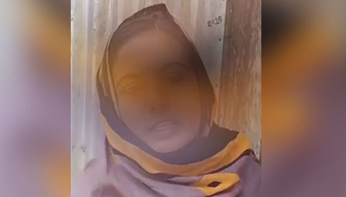 বিয়ের দাবিতে প্রবাসীর বাড়িতে তরুণী, প্রেমিক উধাও